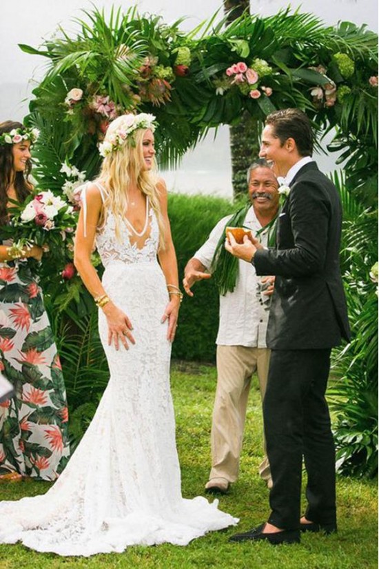 Mermaid V Neck Lace Wedding Dresses Bridal Gowns 903057 Mermaid V Neck Lace Wedding Dresses Bridal Gowns 903057