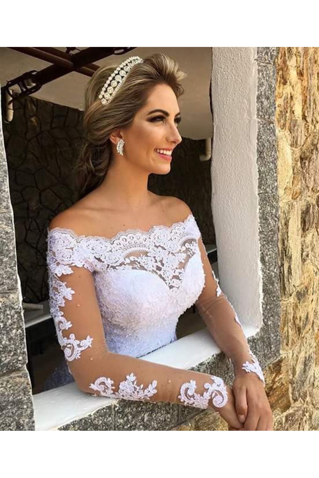 Long Sleeve Lace Wedding Dress A-Line Classic Bridal Gown