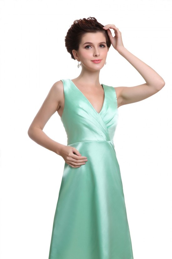A-Line V-Neck Knee-Length Mint Green Satin Bridesmaid Dresses/Wedding Party Dresses BD010180 A-Line V-Neck Knee-Length Mint Green Satin Bridesmaid Dresses/Wedding Party Dresses BD010180
