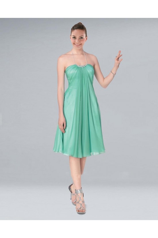 A-Line Halter Short Green Chiffon Bridesmaid Dresses Wedding Party Dresses BD010386 A-Line Halter Short Green Chiffon Bridesmaid Dresses Wedding Party Dresses BD010386