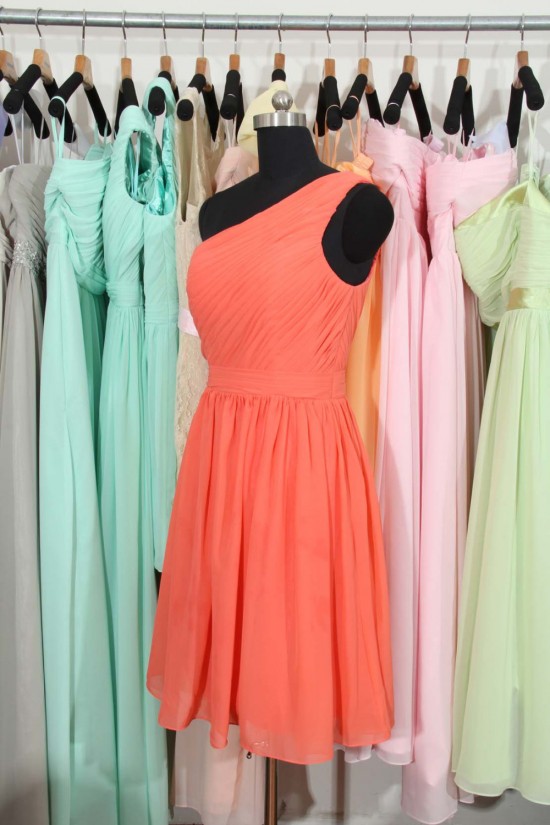 A-Line One-Shoulder Short Chiffon Bridesmaid Dresses/Wedding Party Dresses BD010699 A-Line One-Shoulder Short Chiffon Bridesmaid Dresses/Wedding Party Dresses BD010699