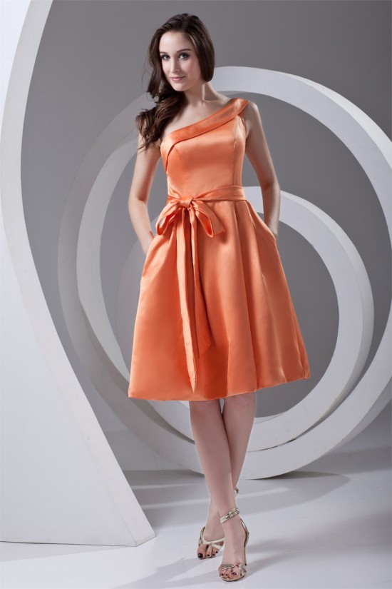 A-Line Knee-Length One-Shoulder Sleeveless Satin Short Bridesmaid Dresses 02010510 A-Line Knee-Length One-Shoulder Sleeveless Satin Short Bridesmaid Dresses 02010510