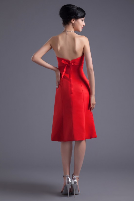 Sleeveless Knee-Length Satin A-Line Short Red Sweetheart Bridesmaid Dresses 02010527 Sleeveless Knee-Length Satin A-Line Short Red Sweetheart Bridesmaid Dresses 02010527