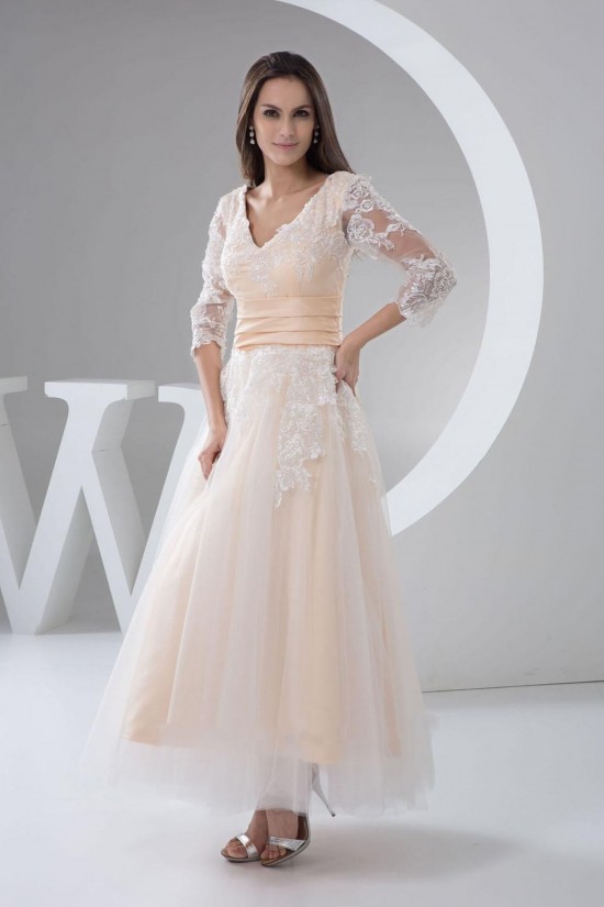 A-Line V-Neck Half Sleeve Applique Tulle Prom Evening Formal Dresses ED010943