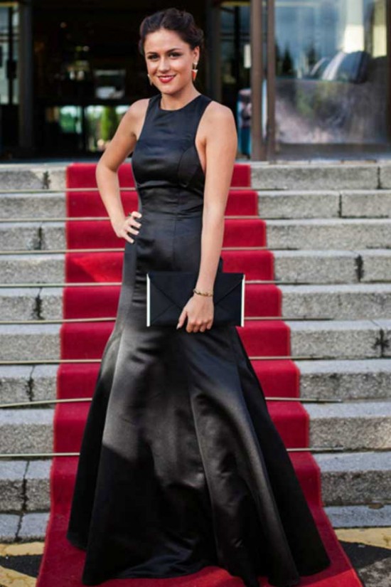 Long Black Jewel Neckline Mermaid Prom Dresses Party Evening Gowns 3020497 Long Black Jewel Neckline Mermaid Prom Dresses Party Evening Gowns 3020497