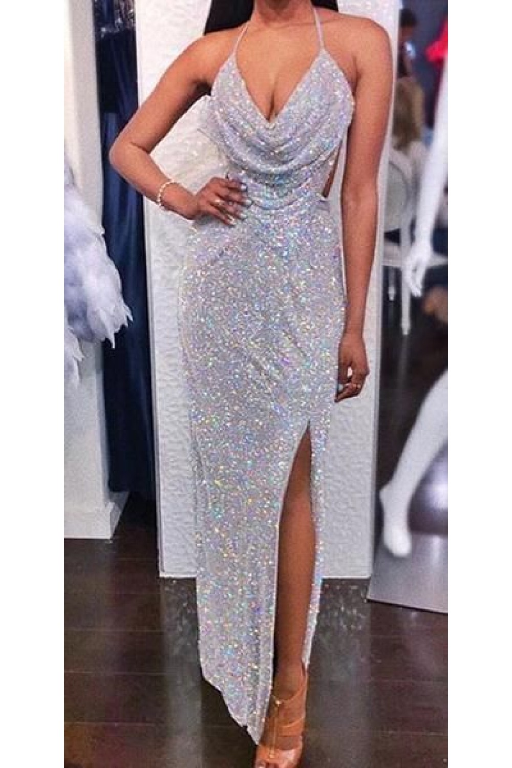 Long-sleeved Sexy Slim Fit Sparkly V Neck Dress