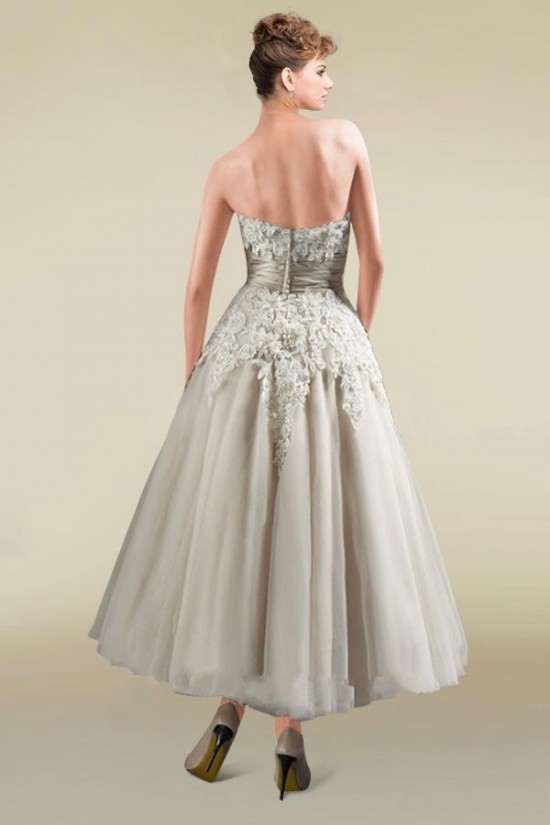 A-line Strapless Short Lace Bridal Wedding Dresses WD010337 A-line Strapless Short Lace Bridal Wedding Dresses WD010337