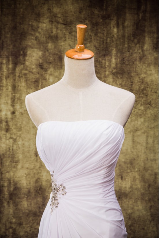 Sheath/Column Strapless Chiffon Bridal Wedding Dresses WD010841