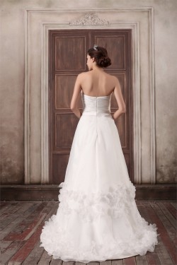 A-Line Satin Sleeveless Sweetheart Embellished Wedding Dresses 2031083