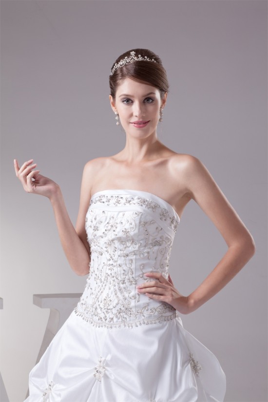 Ball Gown Princess Sleeveless Taffeta Beaded Wedding Dresses 2030113 Ball Gown Princess Sleeveless Taffeta Beaded Wedding Dresses 2030113