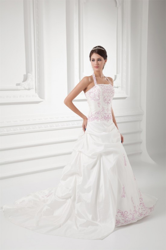 Sleeveless Halter Taffeta Ball Gown Wedding Dresses 2031207