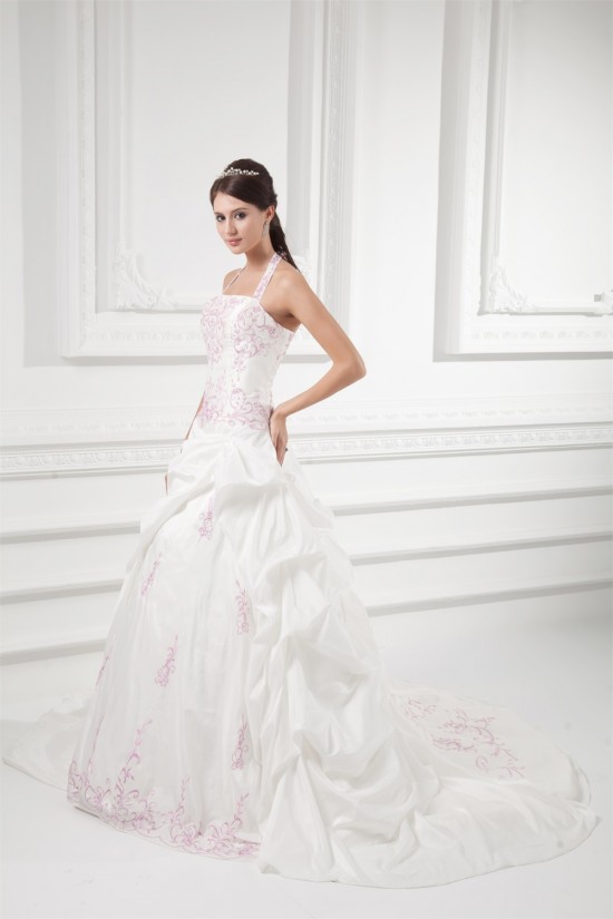 Sleeveless Halter Taffeta Ball Gown Wedding Dresses 2031207