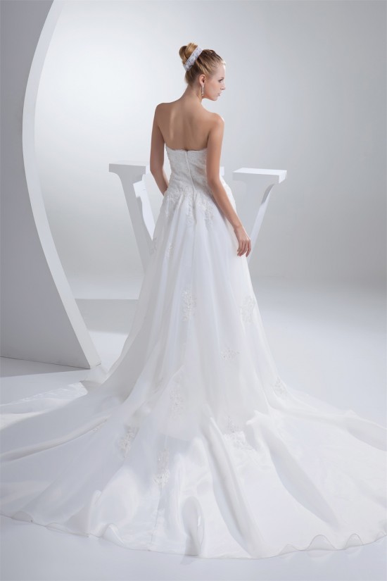 A-Line Strapless Chapel Train Lace Wedding Dresses 2030192 A-Line Strapless Chapel Train Lace Wedding Dresses 2030192