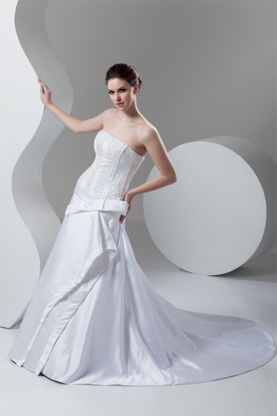 Fashionable A-Line Strapless Satin Sleeveless Wedding Dresses 2030702