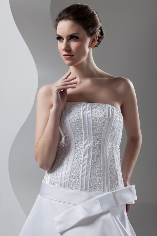 Fashionable A-Line Strapless Satin Sleeveless Wedding Dresses 2030702