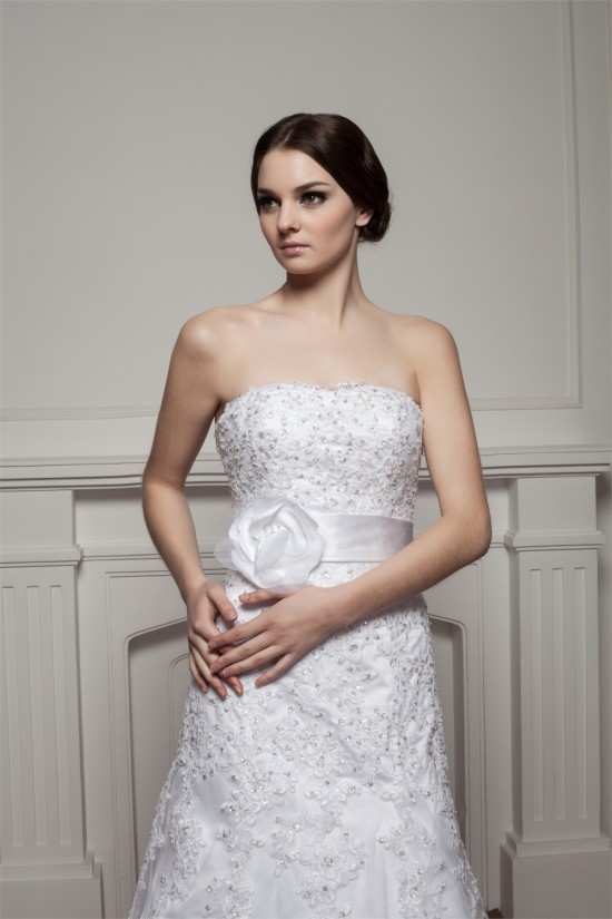 Fashionable Sleeveless A-Line Beaded Lace Strapless Wedding Dresses 2030706 Fashionable Sleeveless A-Line Beaded Lace Strapless Wedding Dresses 2030706