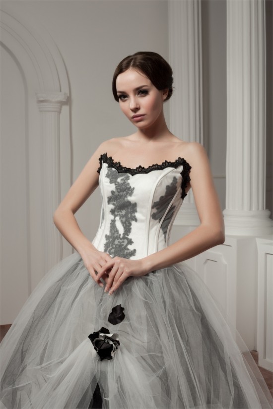 Satin Fine Netting A-Line Strapless Sleeveless Wedding Dresses 2030836 Satin Fine Netting A-Line Strapless Sleeveless Wedding Dresses 2030836