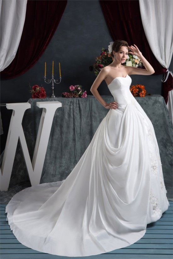 Ball Gown Sweetheart Chapel Train Beaded Lace Wedding Dresses 2030917 Ball Gown Sweetheart Chapel Train Beaded Lace Wedding Dresses 2030917