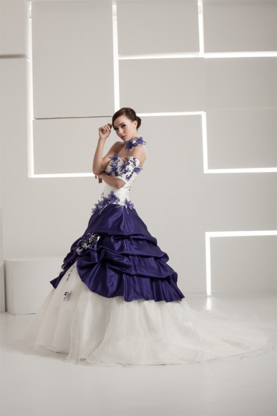 Sleeveless Strapless Satin Taffeta A-Line Wedding Dresses 2030968